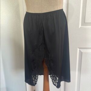 Vintage Black half slip skirt lace short knee length skirt women's size S Small